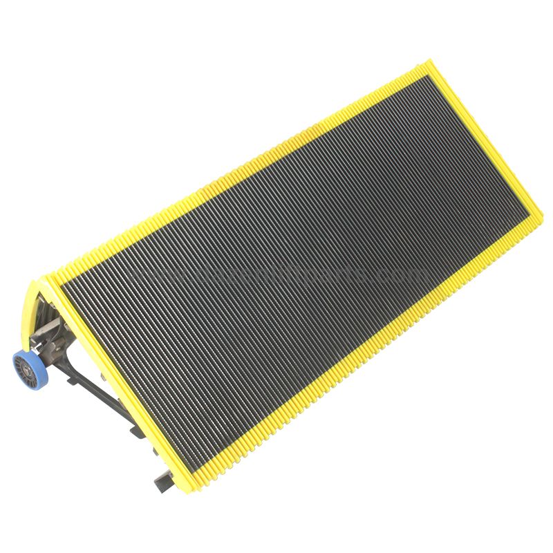 Hitachi Escalator Step